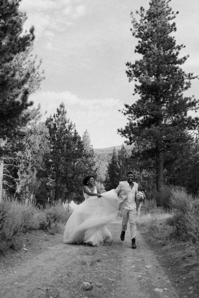 newly wedding couple in big bear, ca
